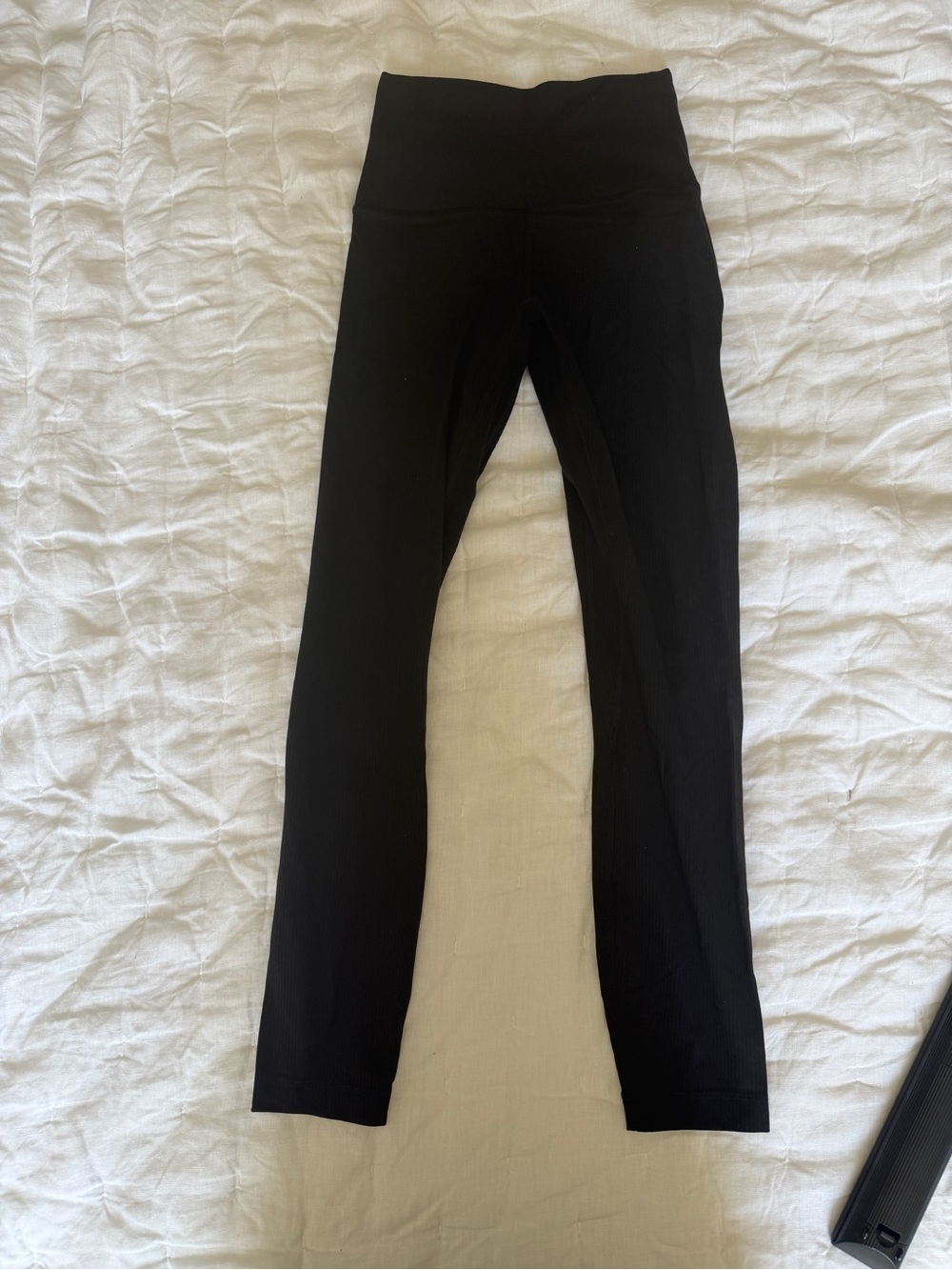 Lululemon High-Waist Black Leggings ribbed